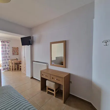 Porto Xronia Ξενοδοχείο με διαμερίσματα Χρόνια